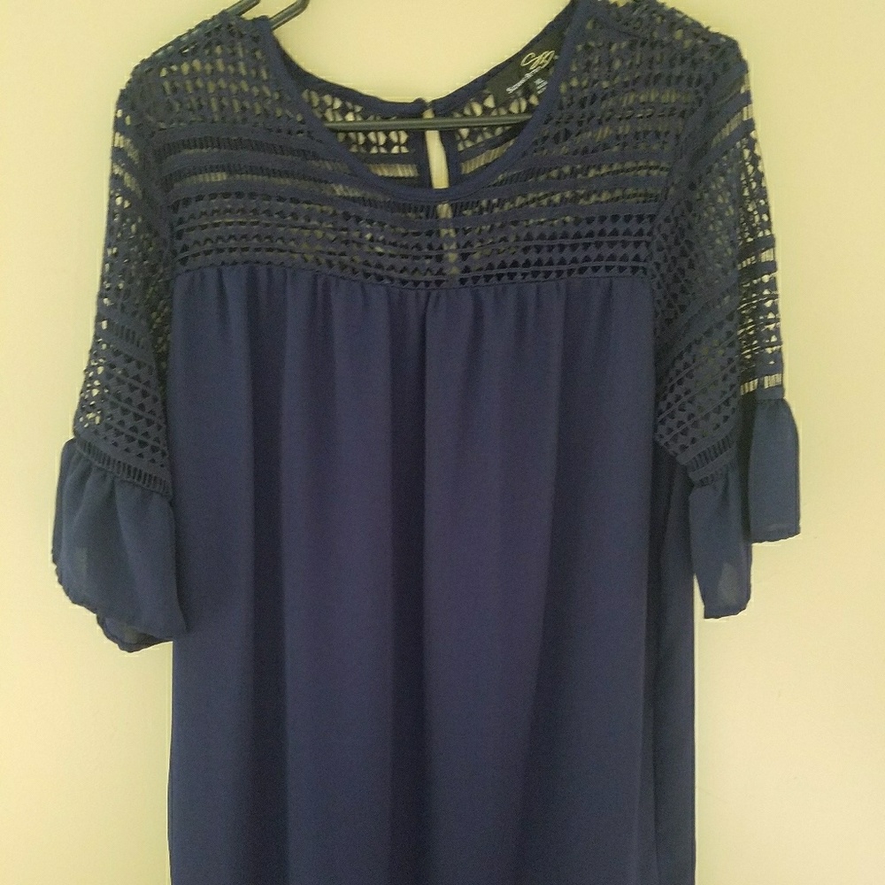 Womens knee length dress